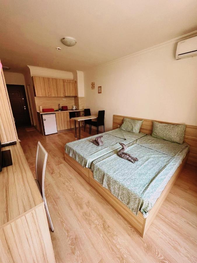 Lovely Studio Apartment On The Beach Burgaz Dış mekan fotoğraf