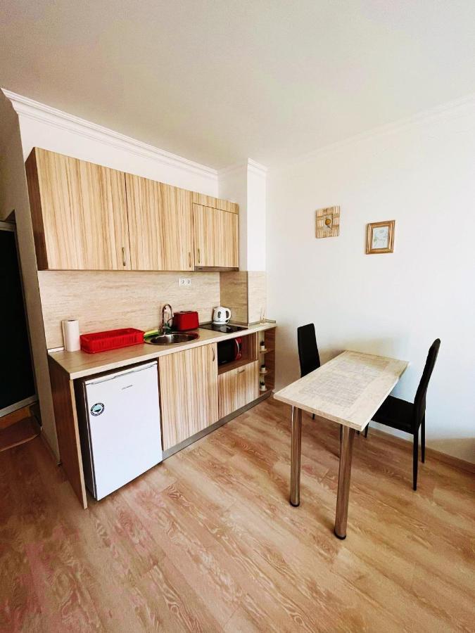 Lovely Studio Apartment On The Beach Burgaz Dış mekan fotoğraf